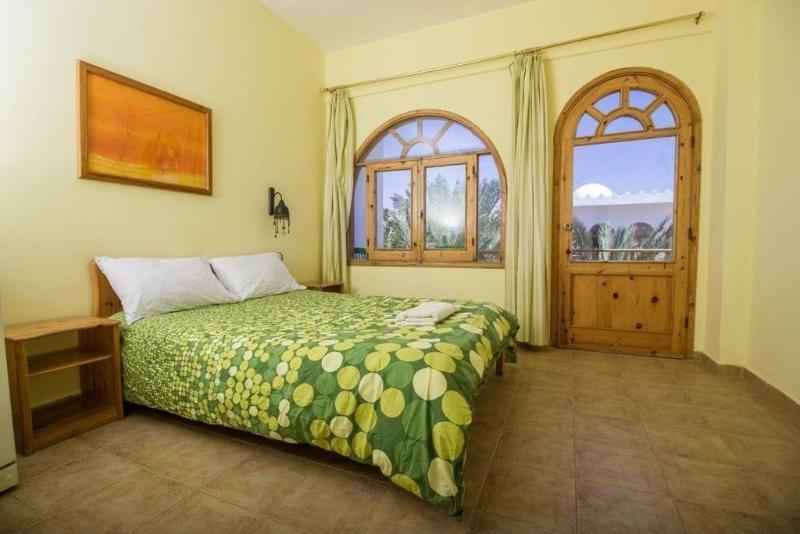 Shams Hotel & Dive Centre Дахаб Экстерьер фото