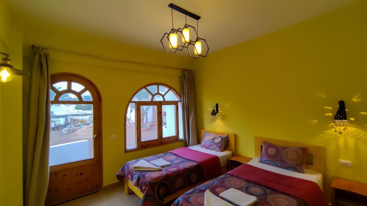 Shams Hotel & Dive Centre Дахаб Экстерьер фото